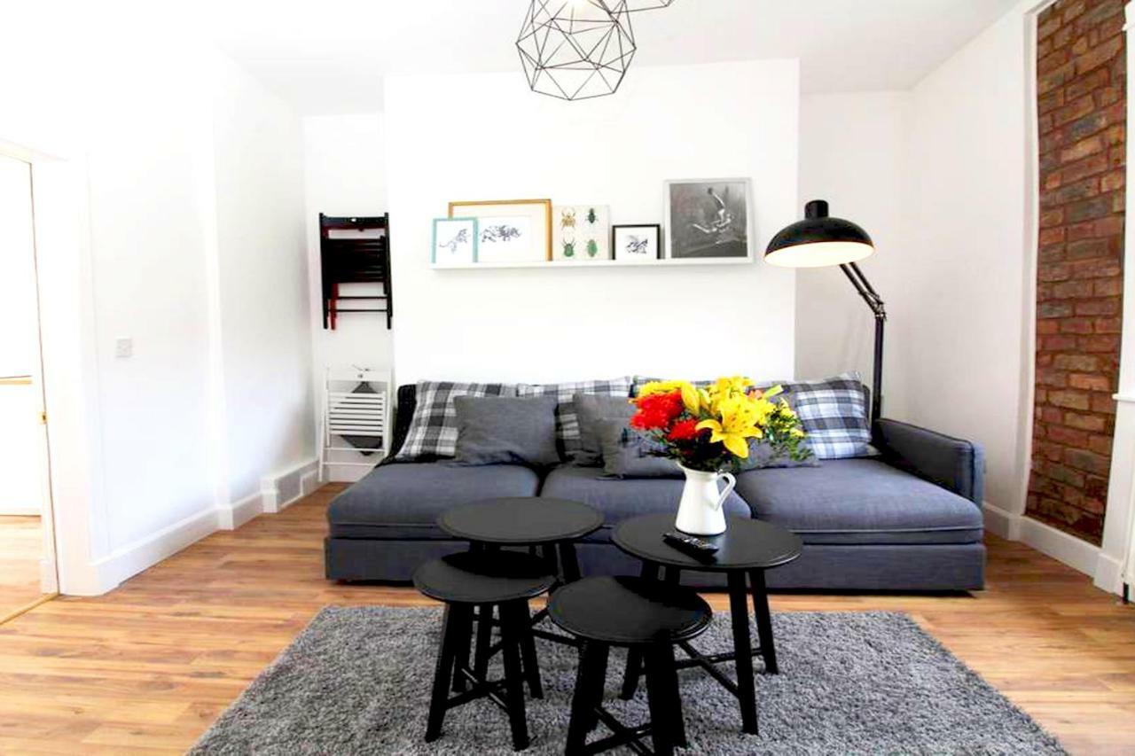 에든버러 Stylish Flat In 1860'S Listed Building 아파트 외부 사진